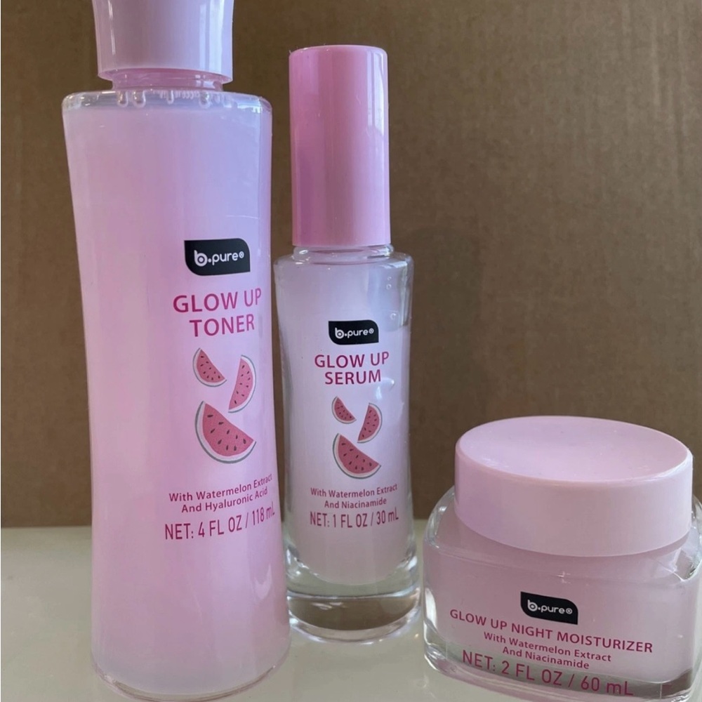 b-pure Watermelon Glow Up Skincare Set (Toner, Serum & Night Moisturizer) - Picture 4 of 9